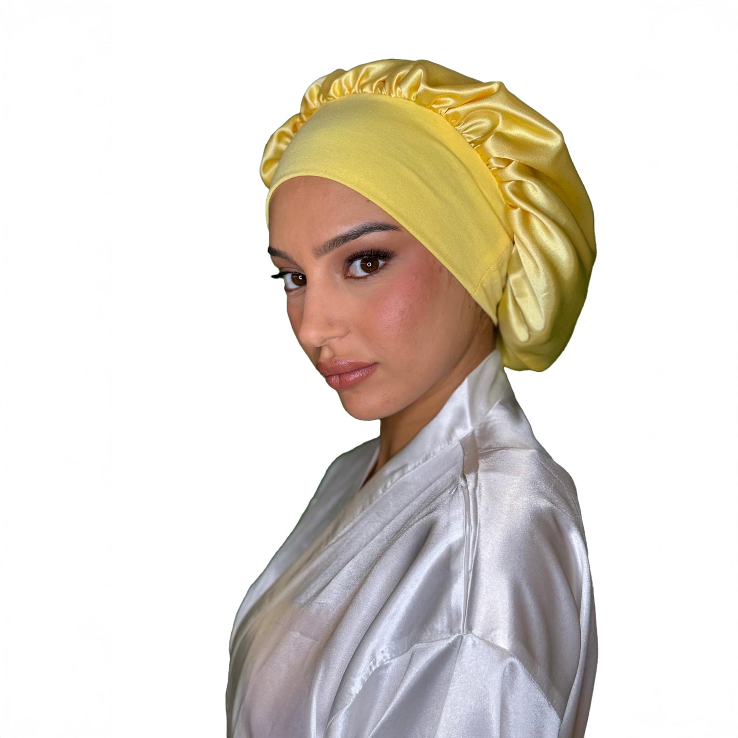 Bonnet en satin