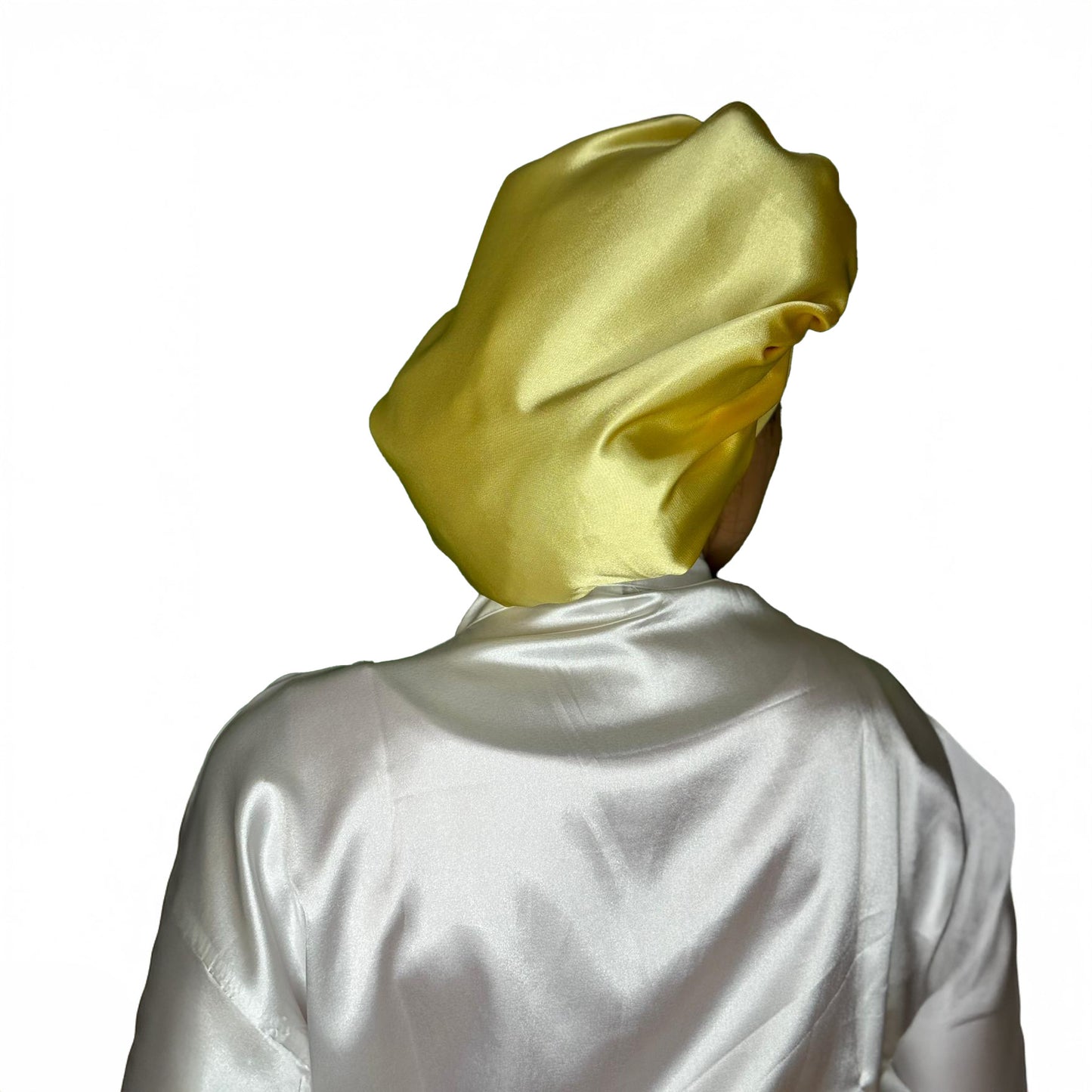 Bonnet en satin