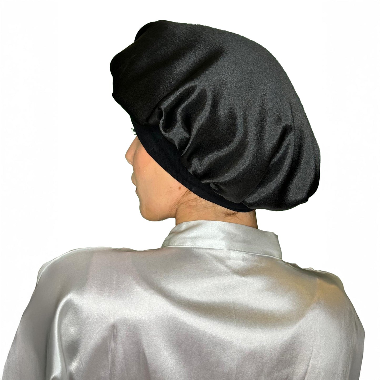Bonnet en satin